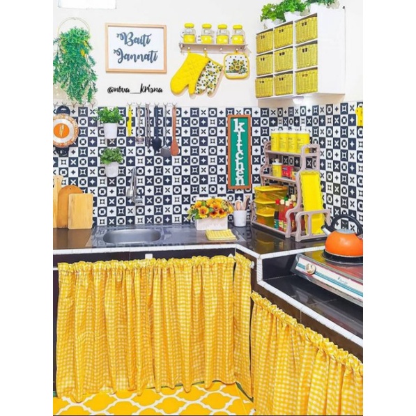 gorden dapur murah / korden kolong dapur motif kotak-kotak kuning honey
