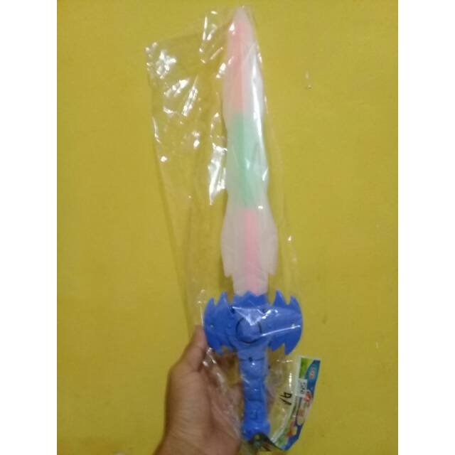 Mainan Pedang Pedangan Nyala Dan Bunyi