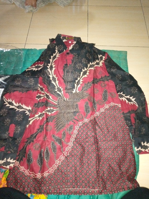 Kemeja Batik Pria Lengan Pendek     M  L  Xl