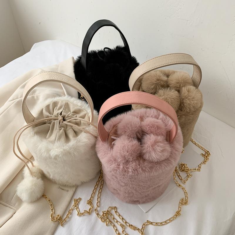 [littlecrab]Tas Wanita Bulu Model Ember Pom Pom Lembut Tas Lucu Cute Bucket Fluffy Bag Tas Selempang Tas Bahu Tas Unik Korean Style