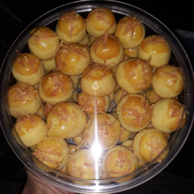 

Nastar keju isi selai nanas