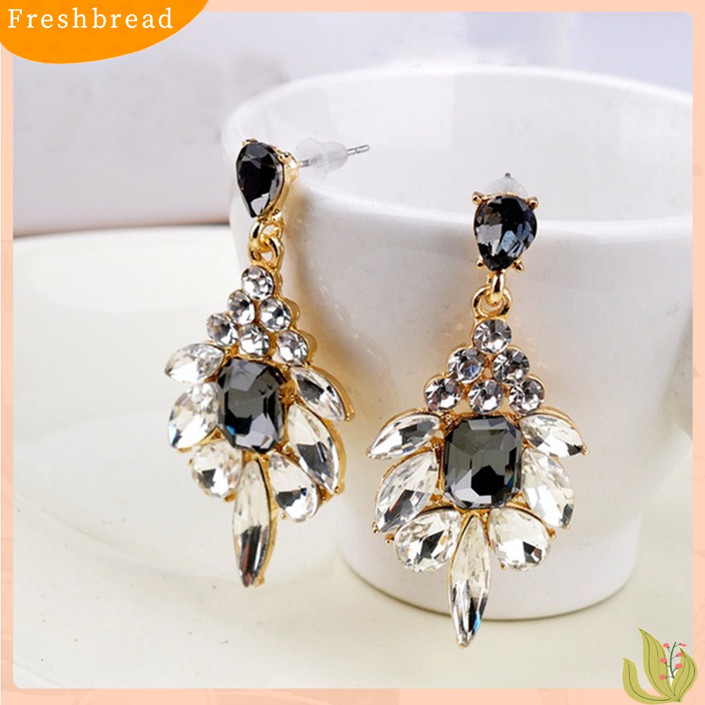 [TERLARIS]Exquisite Women Rhinestone Inlaid Geometric Flower Stud Earrings Party Jewelry