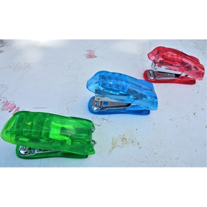 

staples mini kenko/ stapler mini/ staples murah/ stapler murah/ staples plastik/ stapler plastik