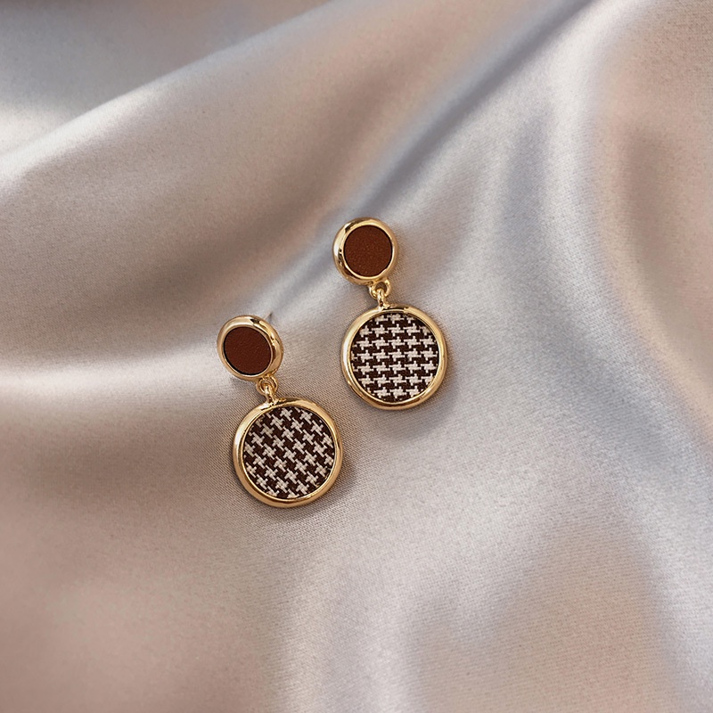 Anting Tusuk Motif Geometri Bahan Kulit flannel Untuk Wanita