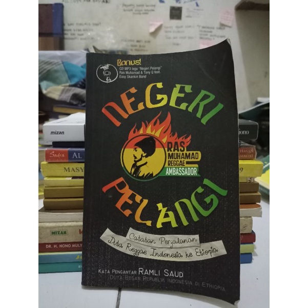 

BUKU NEGERI PELANGI