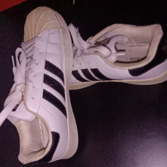 Sepatu Adidas original (seken)