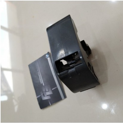 original bmw e38 bracket kuncian radiator atas 1737709