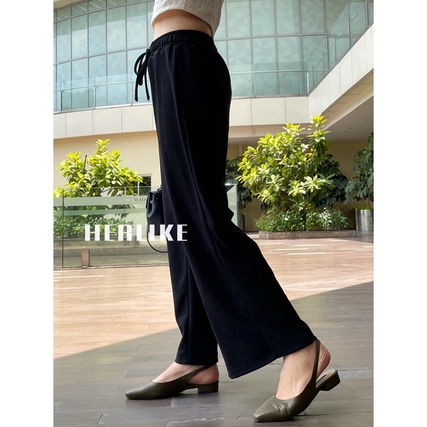 Yuri kulot  / kulot knit import /Celana Knit Import / Flexible/kulot wanita/kulot dewasa /celana panjang-Hitam