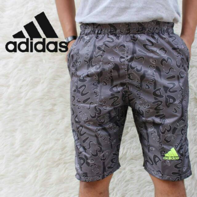 CELANA PENDEK ADIDAS/CELANA PARASUT ADIDAS