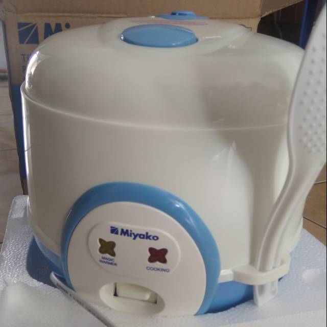 PENANAK NASI/MAGIC COM KECIL/MEJIKOM MINI/MAGIC WARMER MIYAKO TYPE :MCM 606A/B