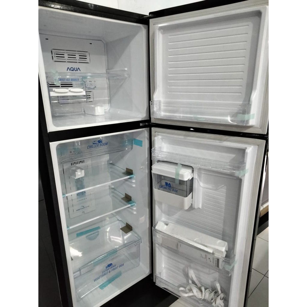 Aqua Japan KULKAS 2 PINTU AQR D 275 R Biru dan Hitam Inverter