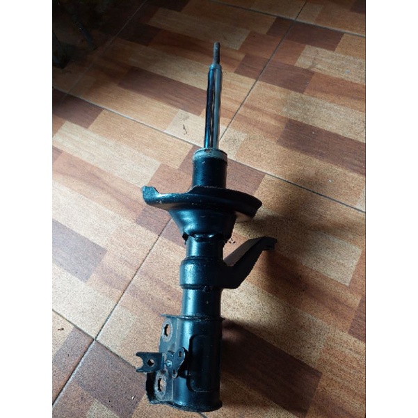 shock depan civic vti 2003 kanan