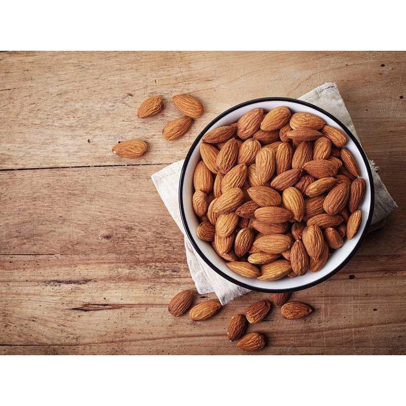 

1kg almond utuh