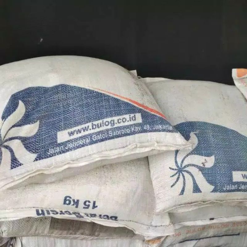 Pasir malang karungan