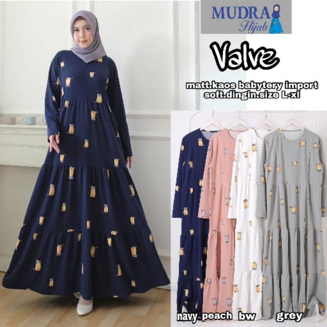 Valve dress by Mudra Hijab