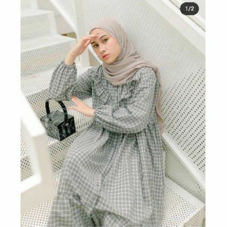 Hayya Plaid by haideeorlin