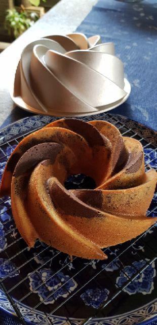 Kirin Premium Cake Pan Die Cast | Cetakan Kue Premium | Champagne Gold 24 Cm - Marissa