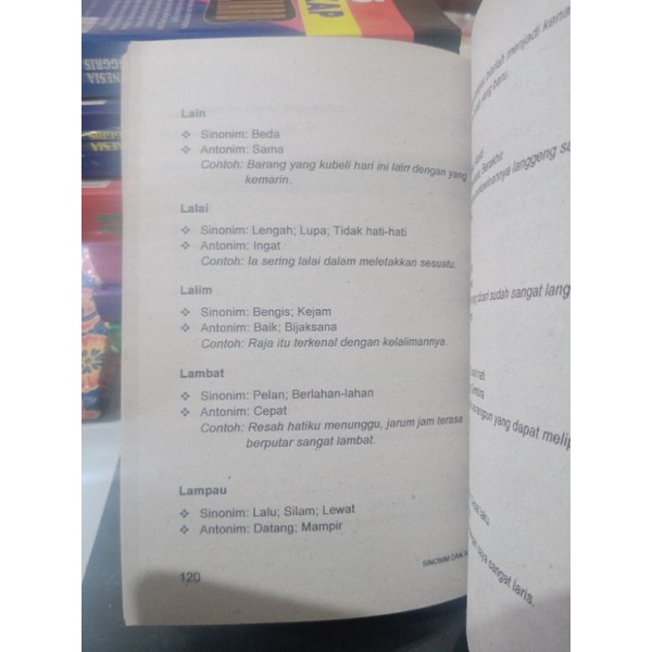 Buku Kamus Lengkap Sinonim &amp; Antonim Bahasa Indonesia (13×19cm)