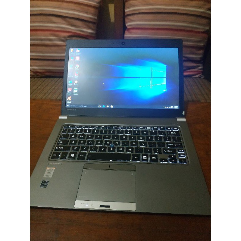 Ultrabook Toshiba Portege Z30-B Core i5-5300U Ram8 SSD 256GB BlackLit Keyboard