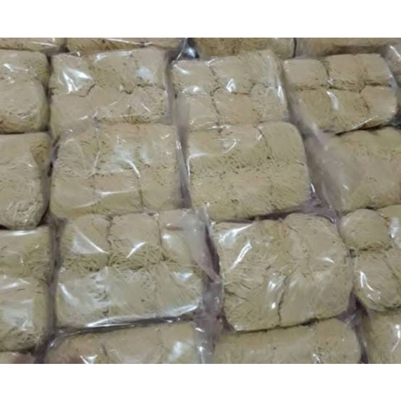 

MIE AYAM MENTAH ISI 6 PCS SAYUR SEGAR PALEMBANG
