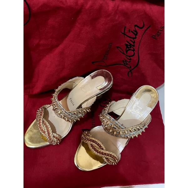 Harga Christian Louboutin Sandal Terbaru Juli 2022 |BigGo Indonesia Harga Christian Louboutin Sandal Terbaru Juli 2022 |BigGo Indonesia