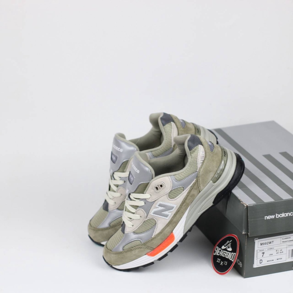 Sepatu New Balance NB 992 ArtM992WT x WTAPS bnib terlaris