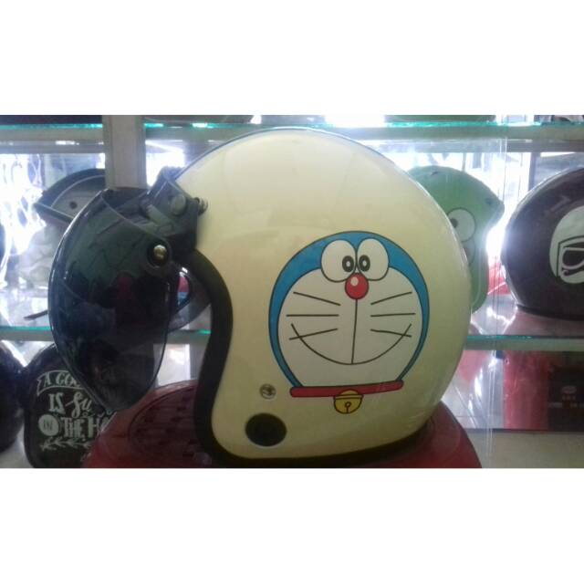Helm bogo karakter dewasa