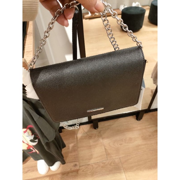 Tas Wanita Selempang tali Rantai Bershka Original 100% JTX652347721