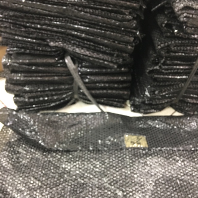 

Bubble wrap hitam 1.25 x 1m