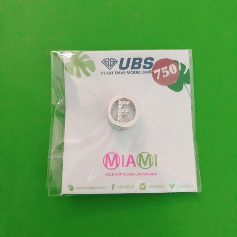 Charm Miami huruf F putih UBS 750