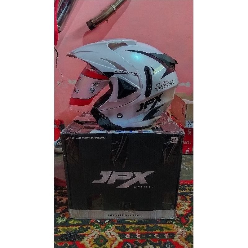 HELM JPX Z-BLAST WHITE GLOSY