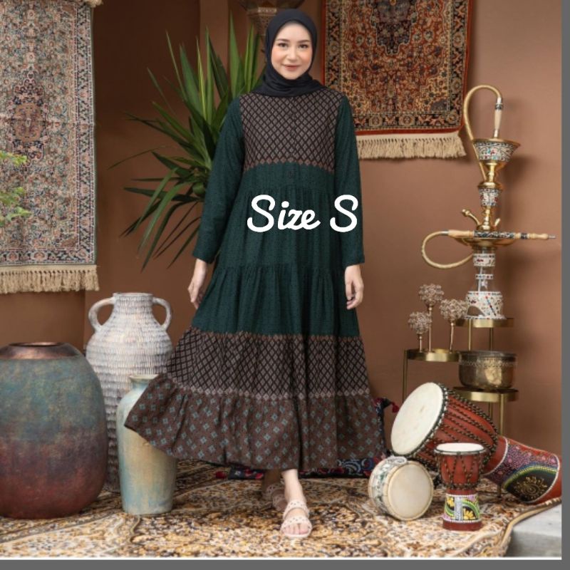 Lateefa Dress Emerlad size S by Heaven Lights - Lateefa Dress Heaven Lights