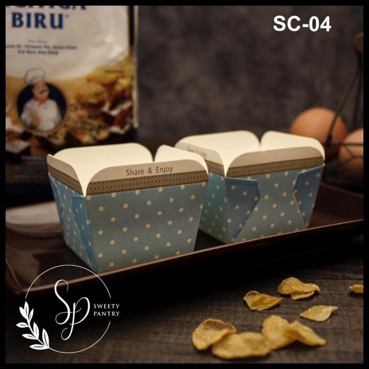 Cupcake Kotak Square / Cup Hokkaido Chiffon Cupcakes - Sc-04 By Adriana Shop