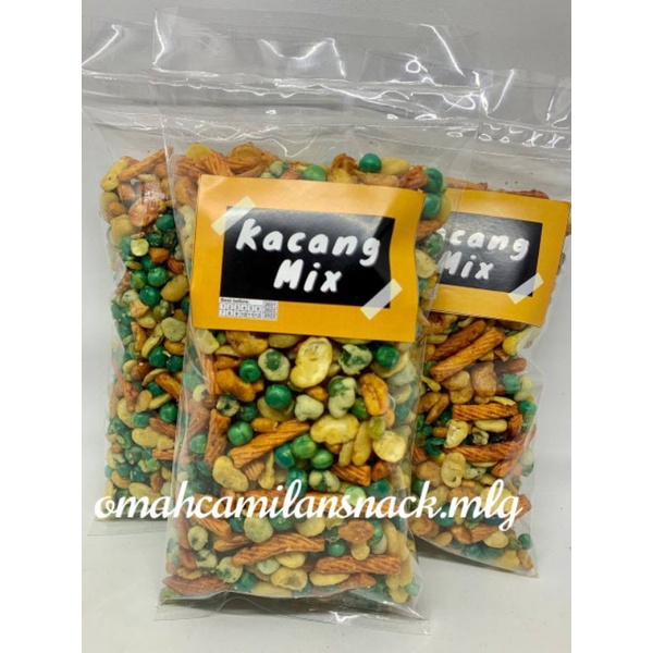 

kacang mix / +-250gram / cemilan kacang / pedas manis asin