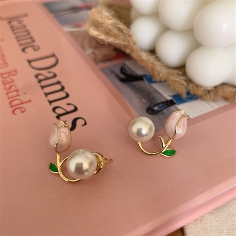 Anting Stud Bentuk Tulip Aksen Mutiara Warna Pink Gaya Korea Untuk Wanita