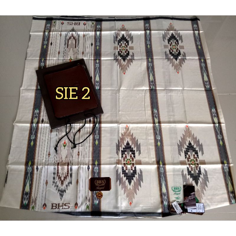 SARUNG BHS ROYAL SIE SUTERA MESRES GOLD