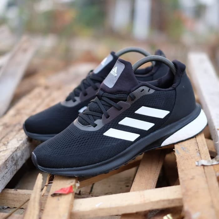 Adidas Boost Astrarun Black White
