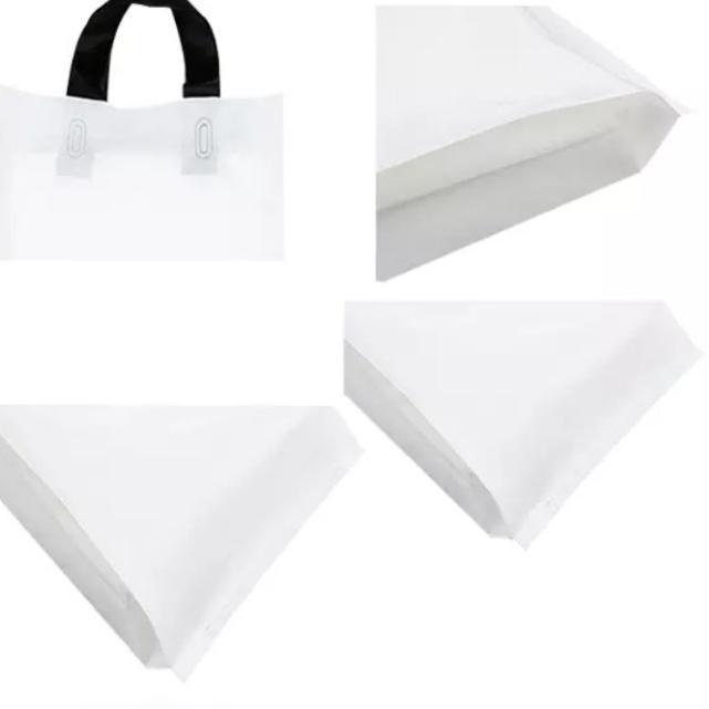 

Plastik Soft Handle 30 X 40 / Plastik packing / Shopping Bag / Plastik jaket / PLastik belanja ン
