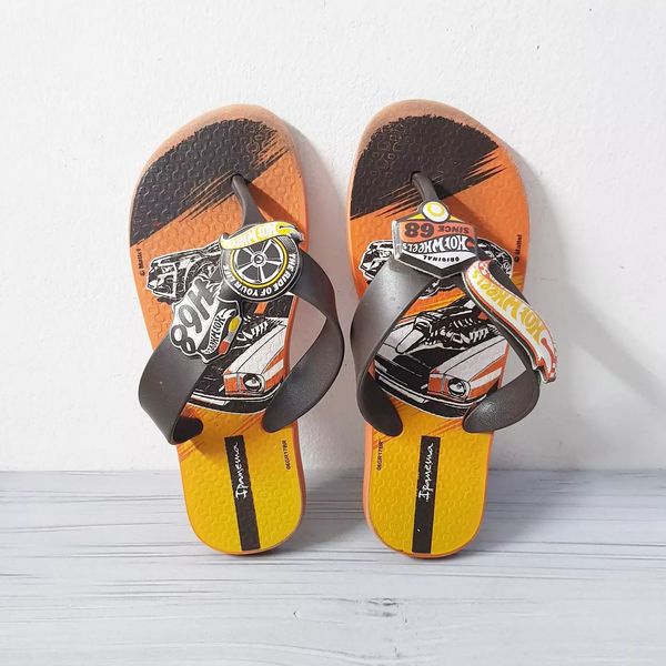 IPANEMA HOTWHEELS KIDS SANDAL JEPIT ANAK