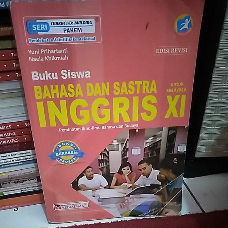 buku bahasa inggris untuk SMA kelas XI kelompok peminatan berbasis revisi mediatama