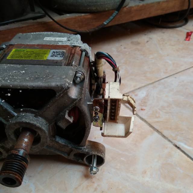 Motor mesin cuci elektrolux