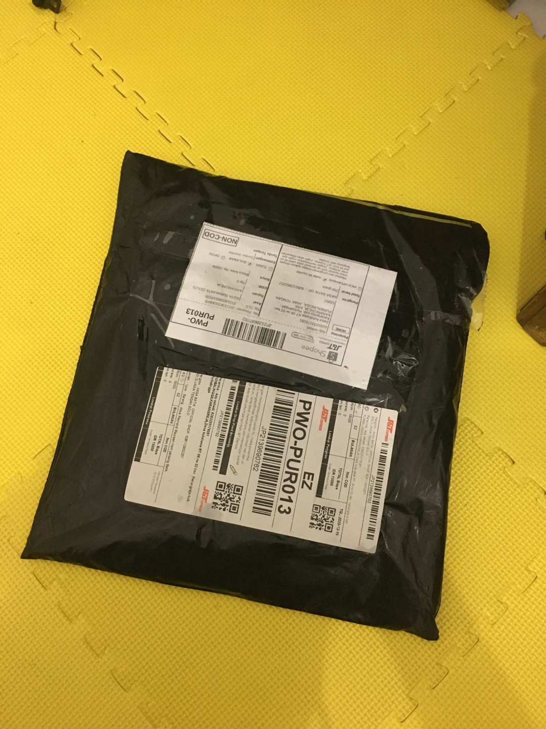 Aksa Reynand Maureen Hem Panjang Batik