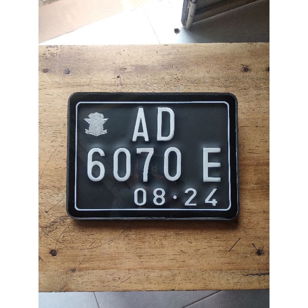 Plat Nomor Akrilik Vespa Belakang