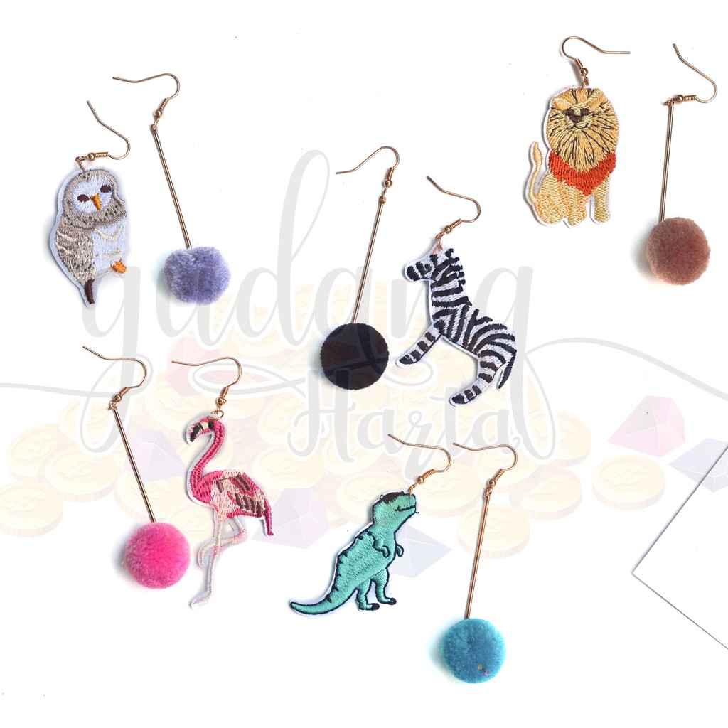 Anting Jepit Asimetris Pompom Owl Zebra Dinosaurus Lion Elephant Flamingo Koala Lucu Unik GH 203187