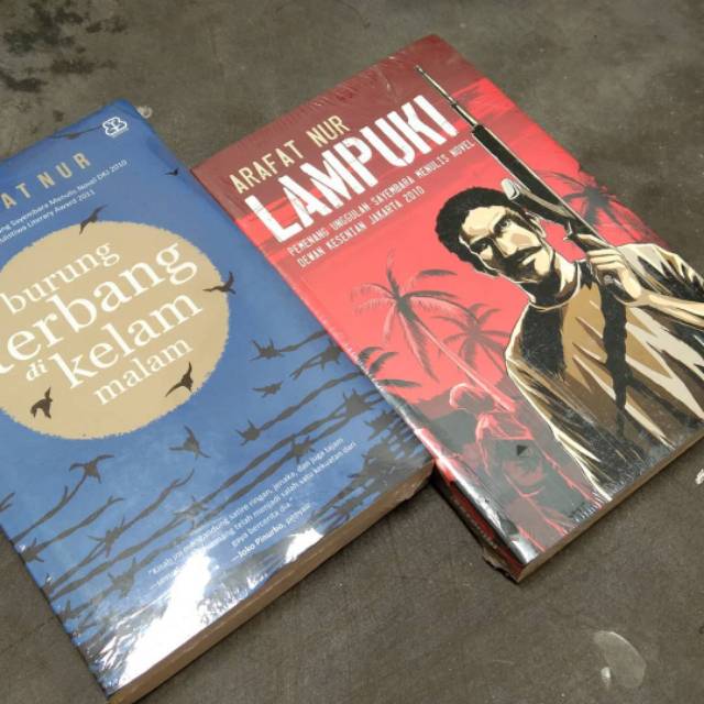 Arafat Nur Lampuki Burung Terbang di kelam malam