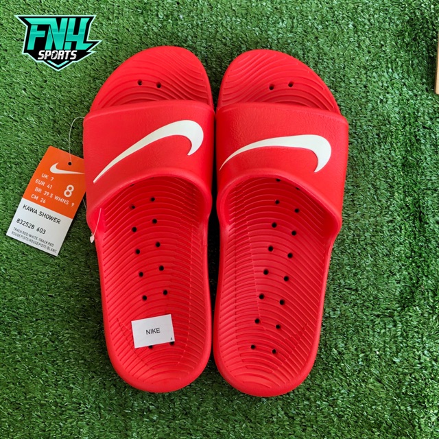 red nike kawa slides