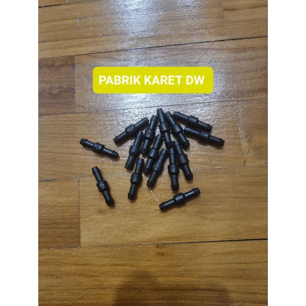 Adapter selang wiper / sambungan selang wiper