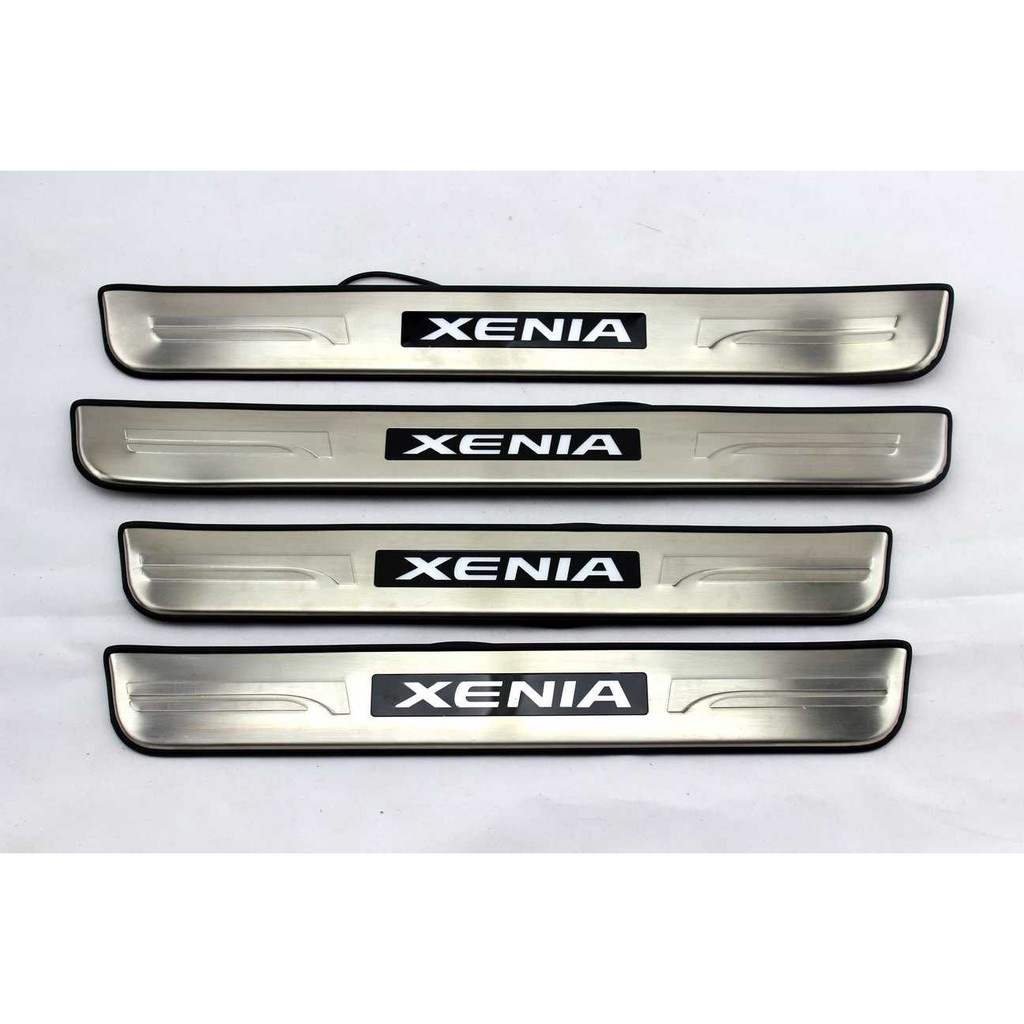 Sillplate samping / door sill plate  Stanless LED Nyala  OLD / NEW / ALL NEW Xenia