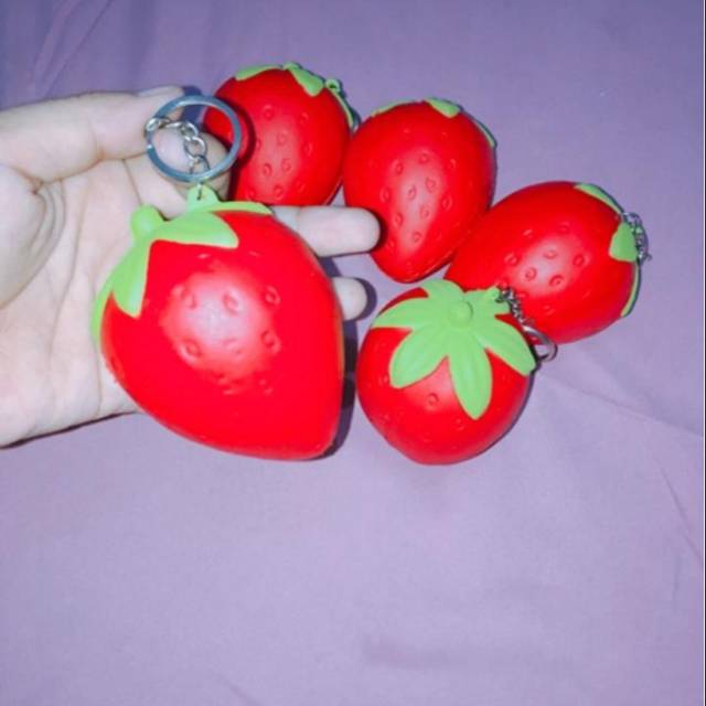 Squishy strawberry mini