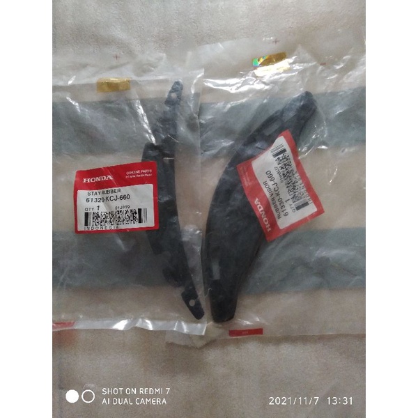 STAY RUBBER VISOR BRACKET DUDUKAN BESI KARET VISOR TIGER REVO SET ORI AHM